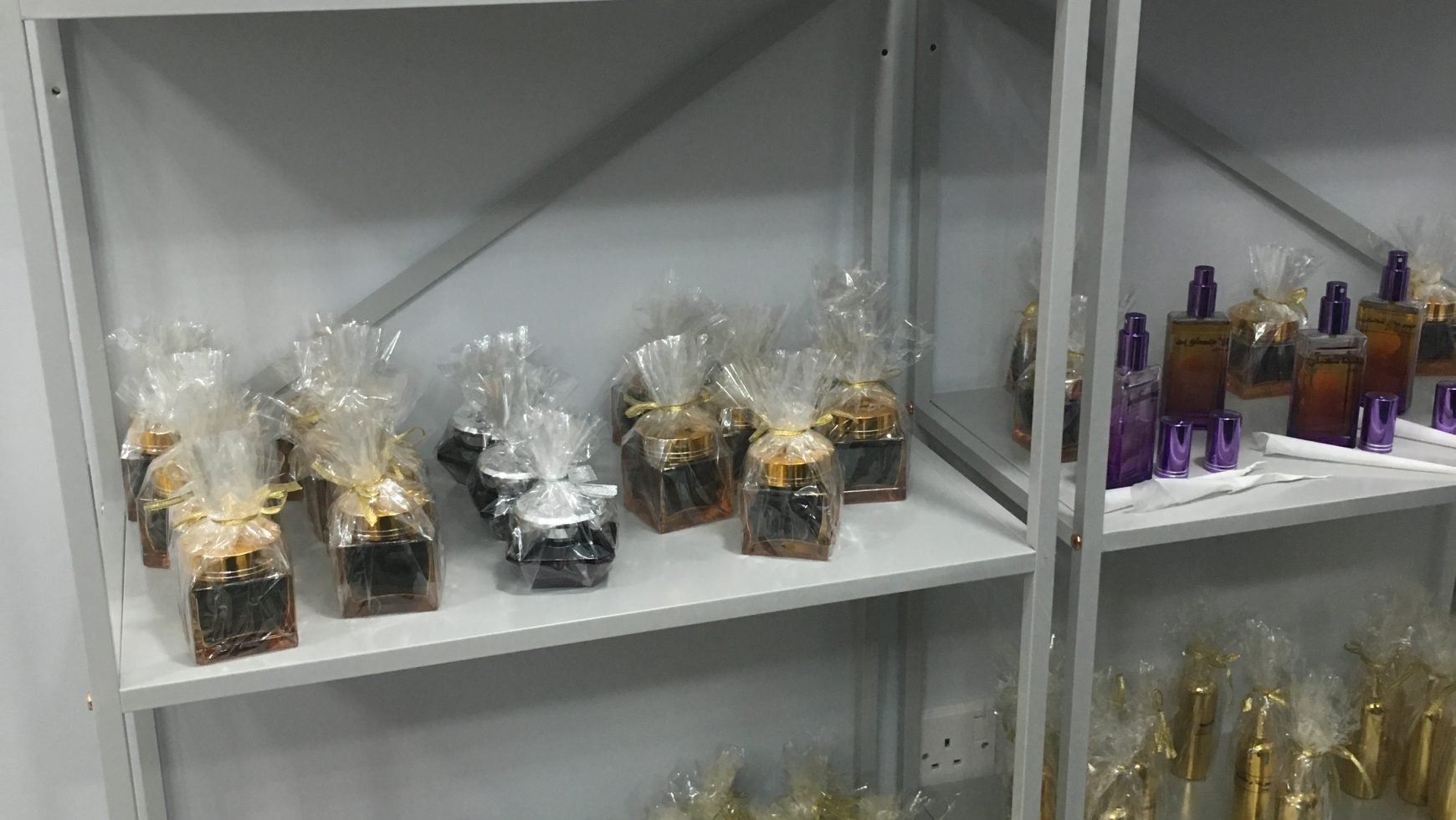 جانب من مشاركات بوتيك زينة بنات قطر بالأسبوع الأول
